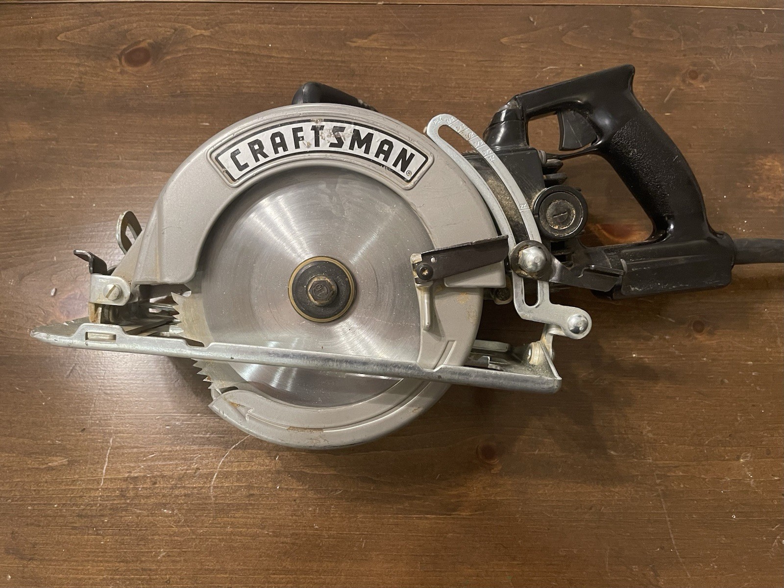 CRAFTSMAN PROFESSIONAL 7-1/4&Prime; WORM DRIVE SAW #135.276103, 120V, 13A, 4400 RPM