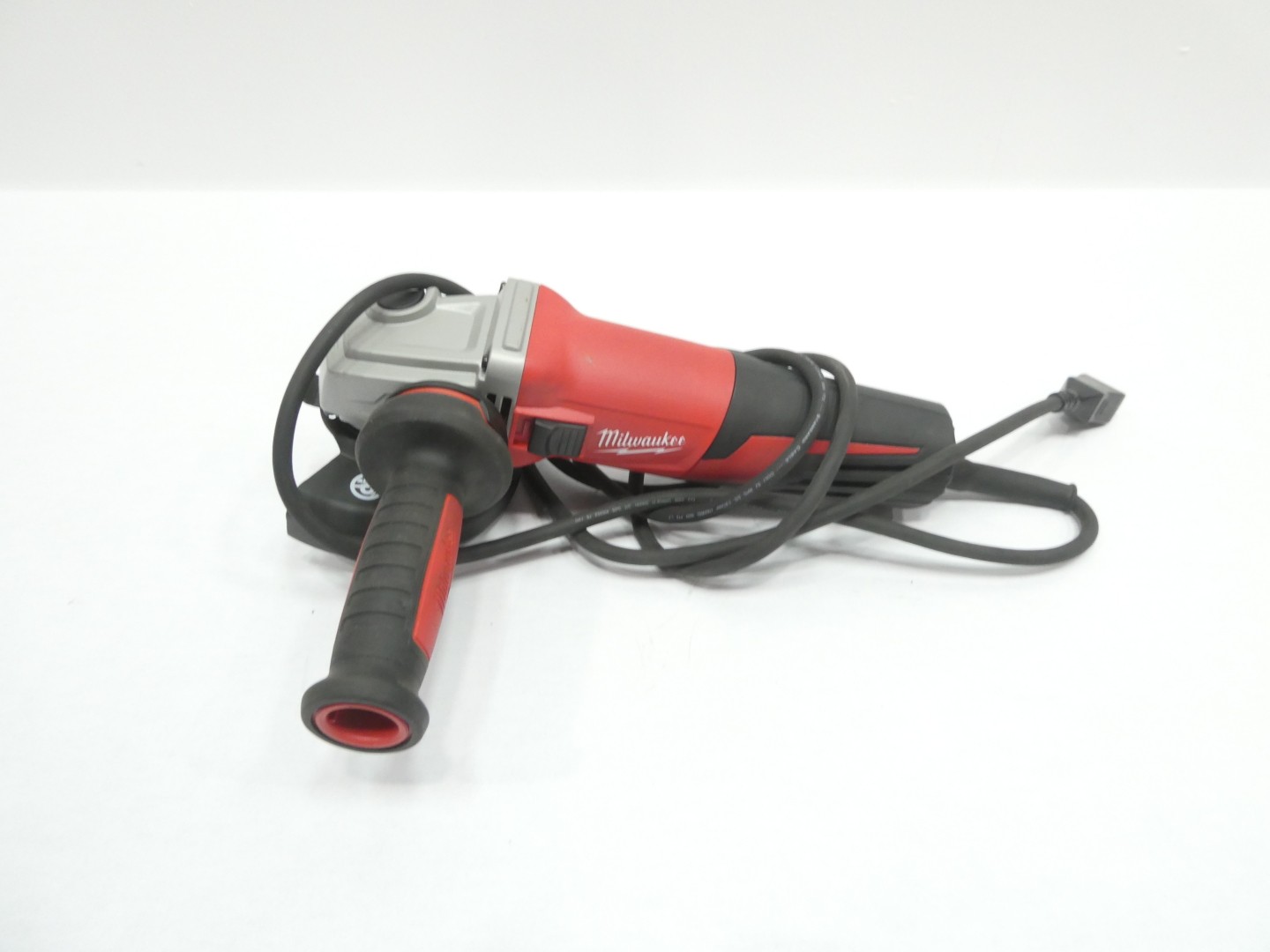 Milwaukee 6117-33D Grinder 5in 120v-ac 2800-11000rpm