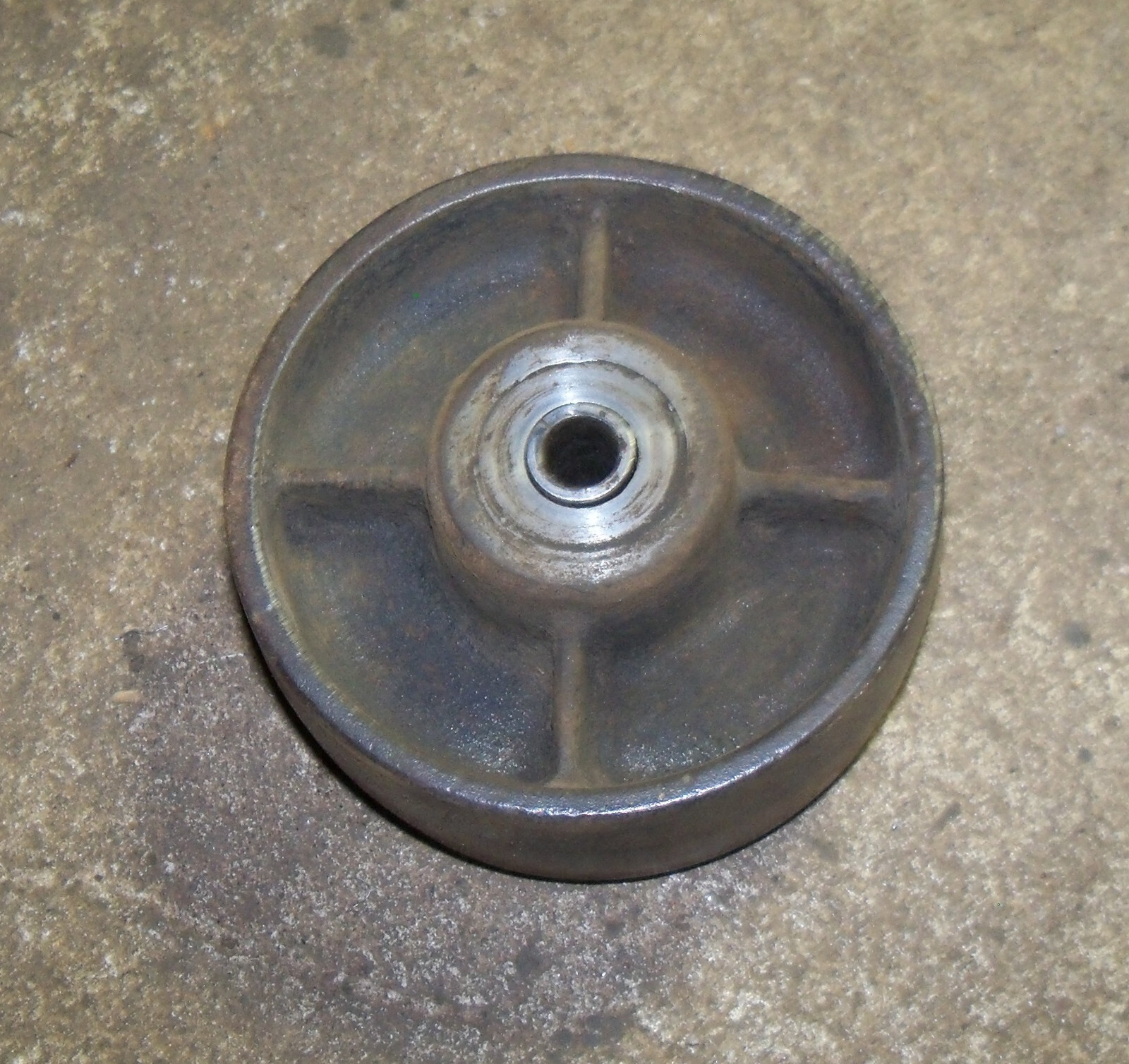 4&Prime; Steel Power Tool Table Saw Garage Stand Base Rolling Wheel, Grease Fitting