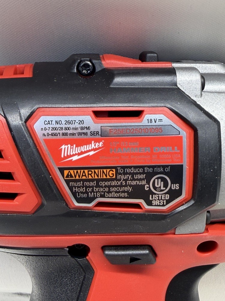 MILWAUKEE 2607-20 1/2&Prime; 18V HAMMER DRILL BARE TOOL