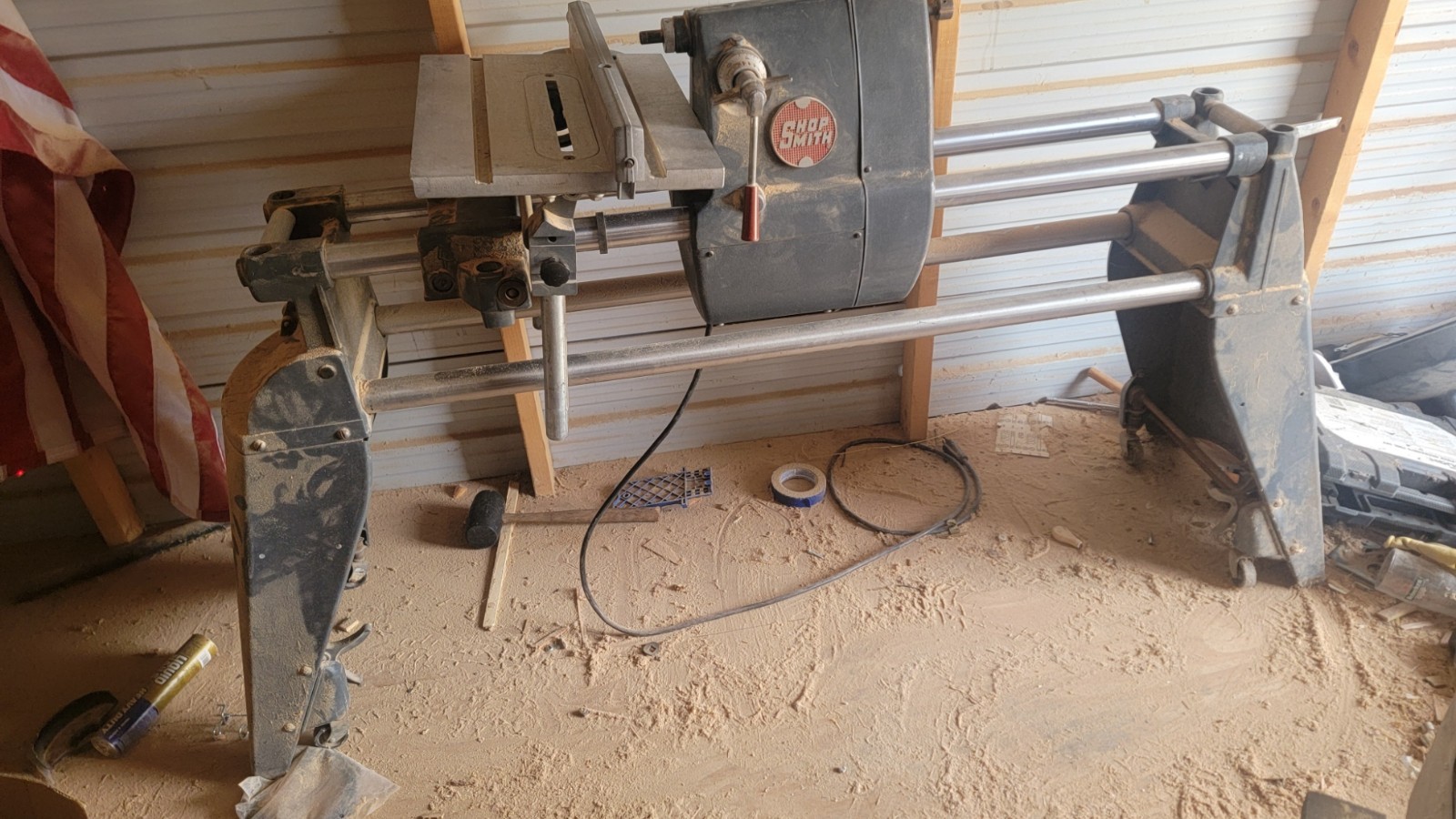 Shopsmith Mark V; Table saw, Bandsaw, Scroll saw, Lathe, Drill Press and Jointer