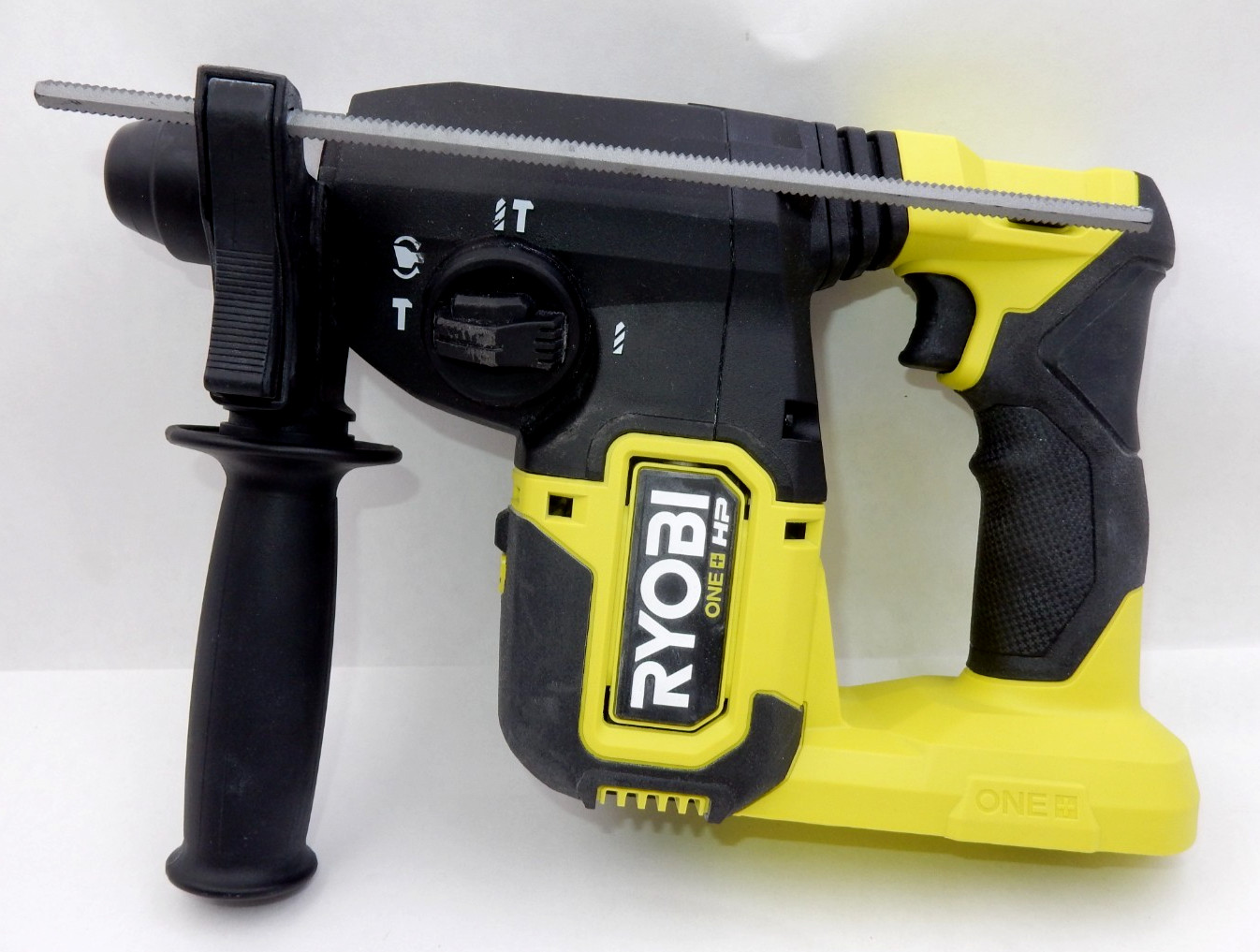 RYOBI ONE+ HP 18V BRUSHLESS 1&Prime; SDS-PLUS ROTARY HAMMER DRILL P223 TOOL ONLY