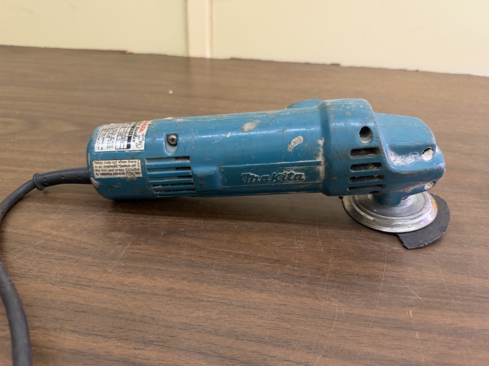 Makita N9514B Corded 4&Prime; Disc Angle Grinder 115V 5.0A 11000 RPM