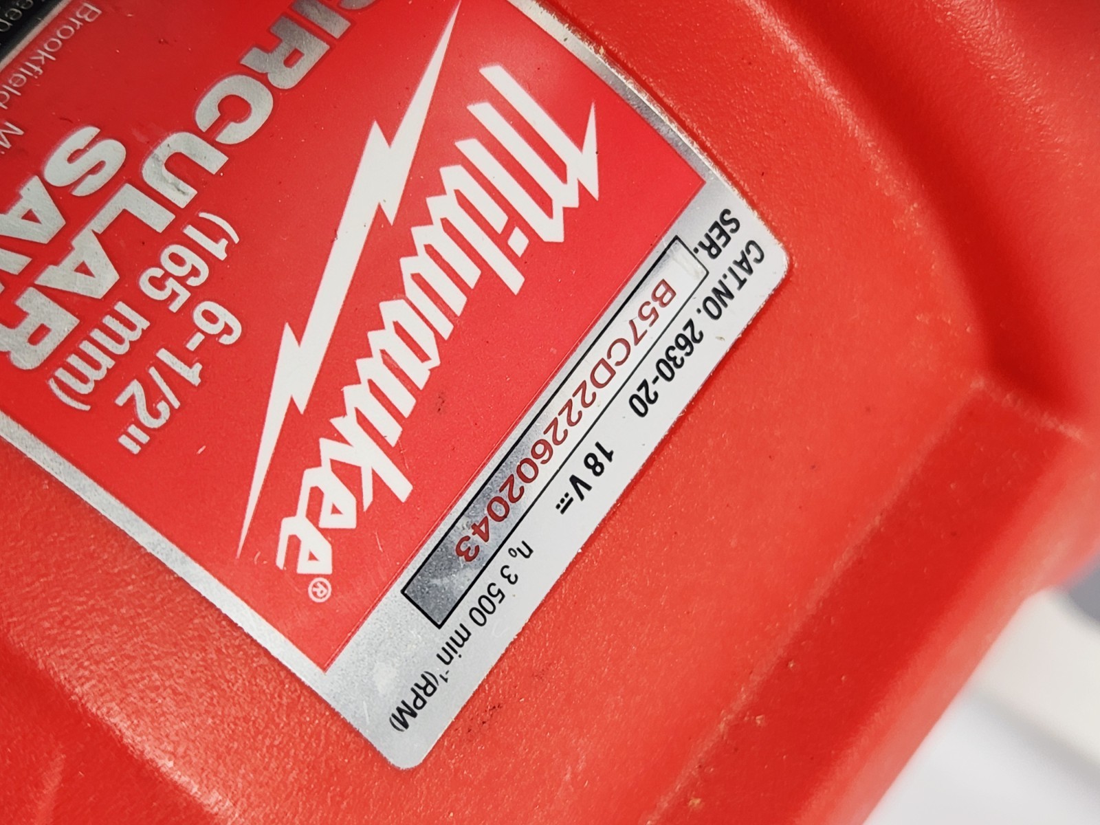 Milwaukee 2630-80 M18 18V Cordless Lithium-Ion 6-1/2 in Circular Saw Kit