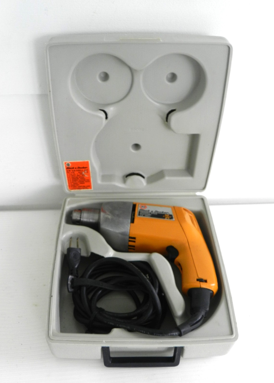 Black & Decker Corded Electric Drill, Model 7115 Type 1 – 3.5 Amps / Made in USA