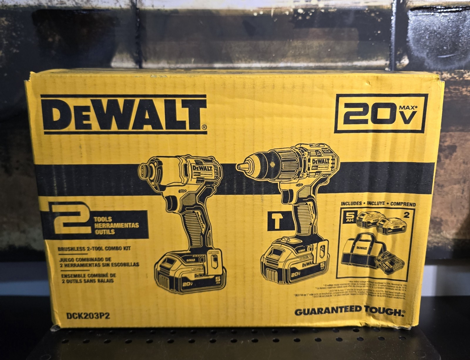 Dewalt 20v Brushless 2-Tool Combo Kit DCK203P2 (NEW/ SEALED BOX)