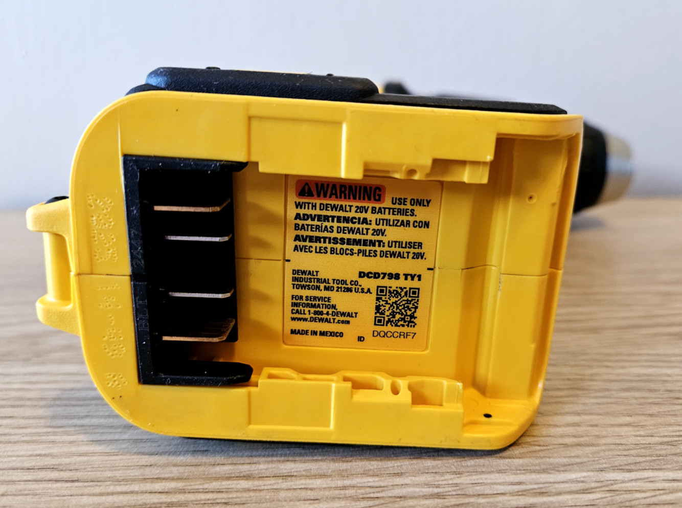 DeWALT 20V MAX Brushless Cordless 1/2&Prime; Hammer Drill DCD798