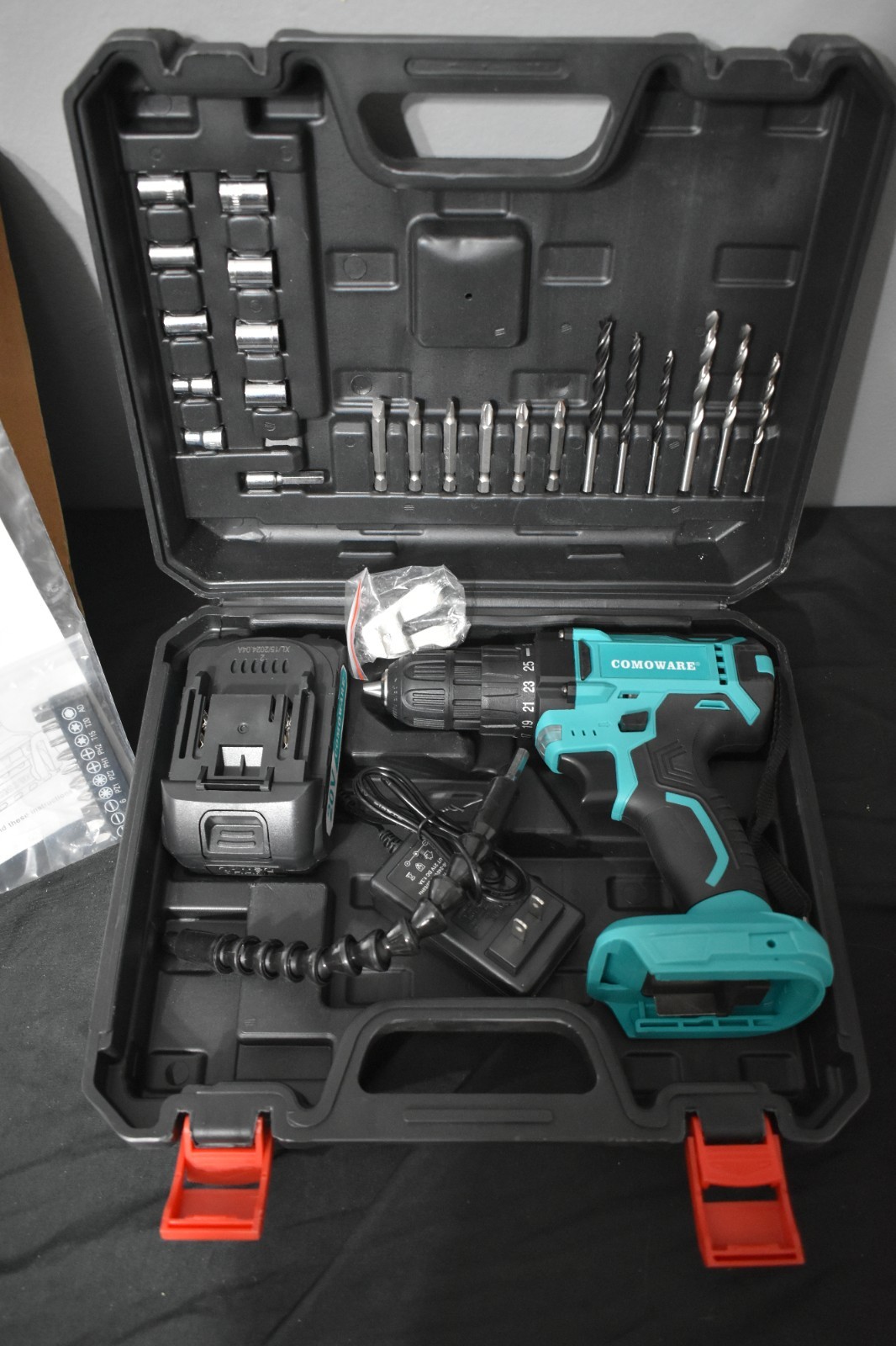 COMOWARE CAL-20V 20V Drill Set 3/8&Prime; Keyless 266 in-lbs w/Case Battery