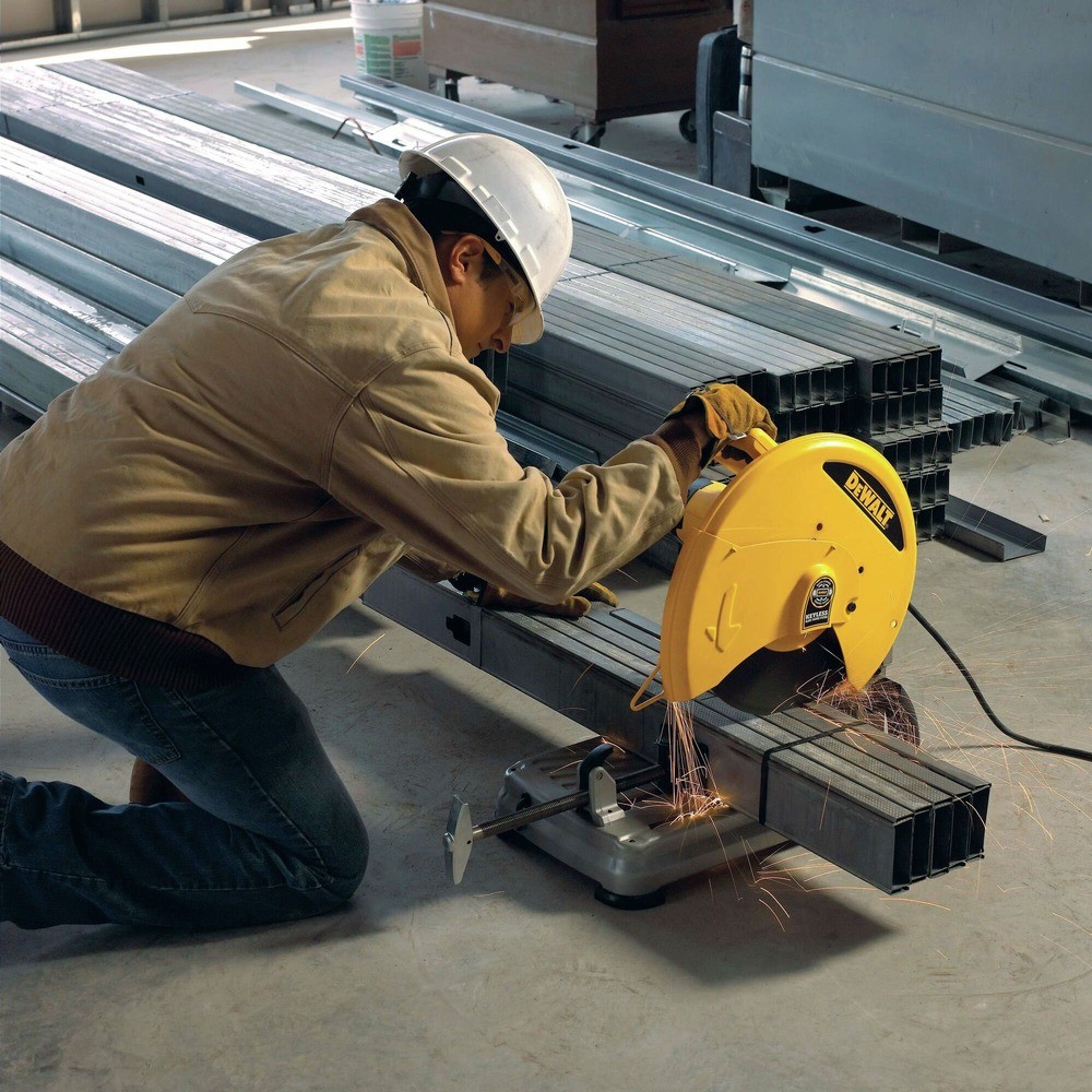 DEWALT 14 in. Chop Saw w/ Quick-Change System D28715 Certified Refurbished