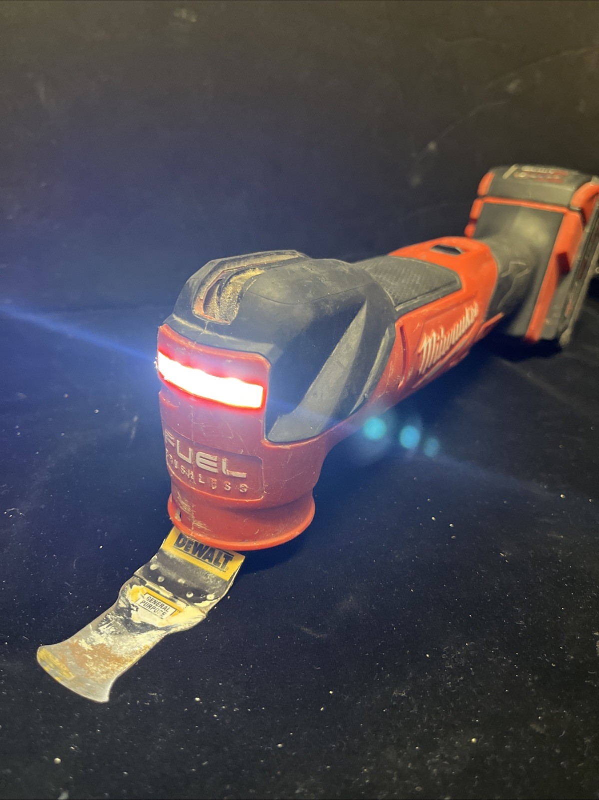 Milwaukee 2526-20 12V Oscillating Multi-Tool