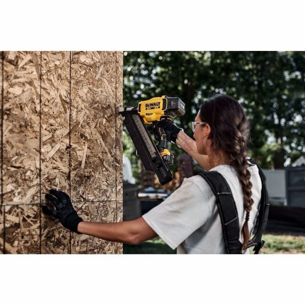 DEWALT Extended Magazine DZN930 for DEWALT 30° Framing Nailer DCN930