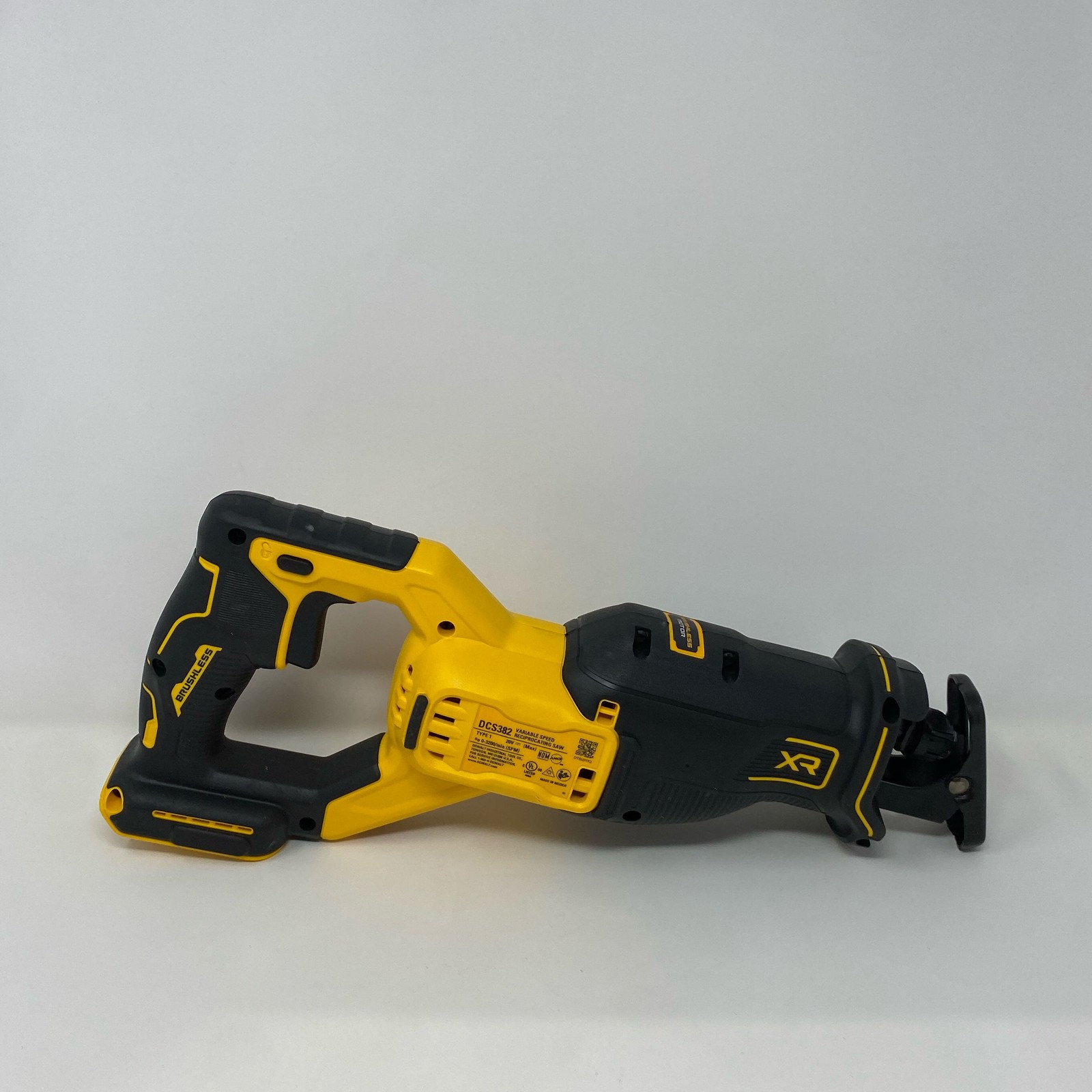 DEWALT 20V MAX XR Reciprocating Saw DCS382B Tool Only Yellow/Black
