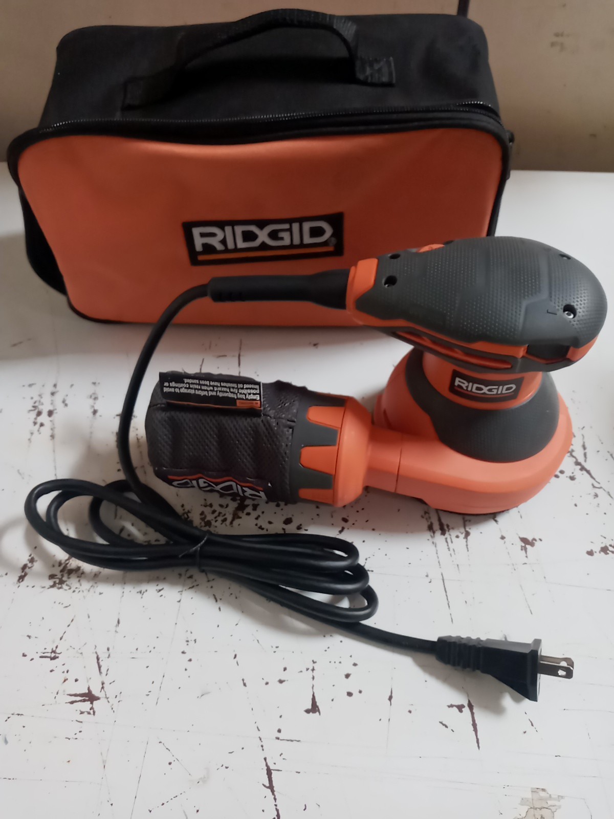 Ridgid R26011 Orbital Hand Sander 5-inch Electric, High-Speed, Used