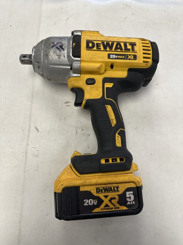 DEWALT 1/2&Prime; 20V IMPACT MODEL DCF899 w/ 5AH BATTERY