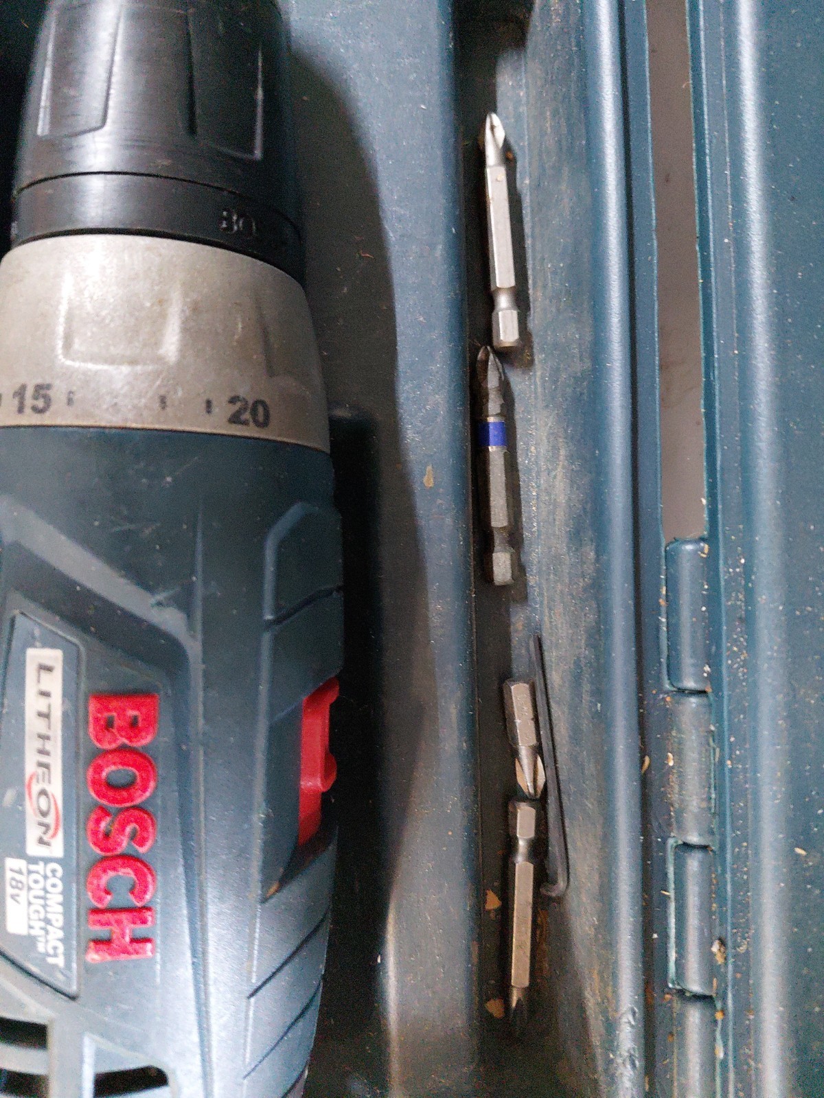 BOSCH Lithion 18V Cordless Drill Driver 2 Batteries Charger Case Few Bit Tested