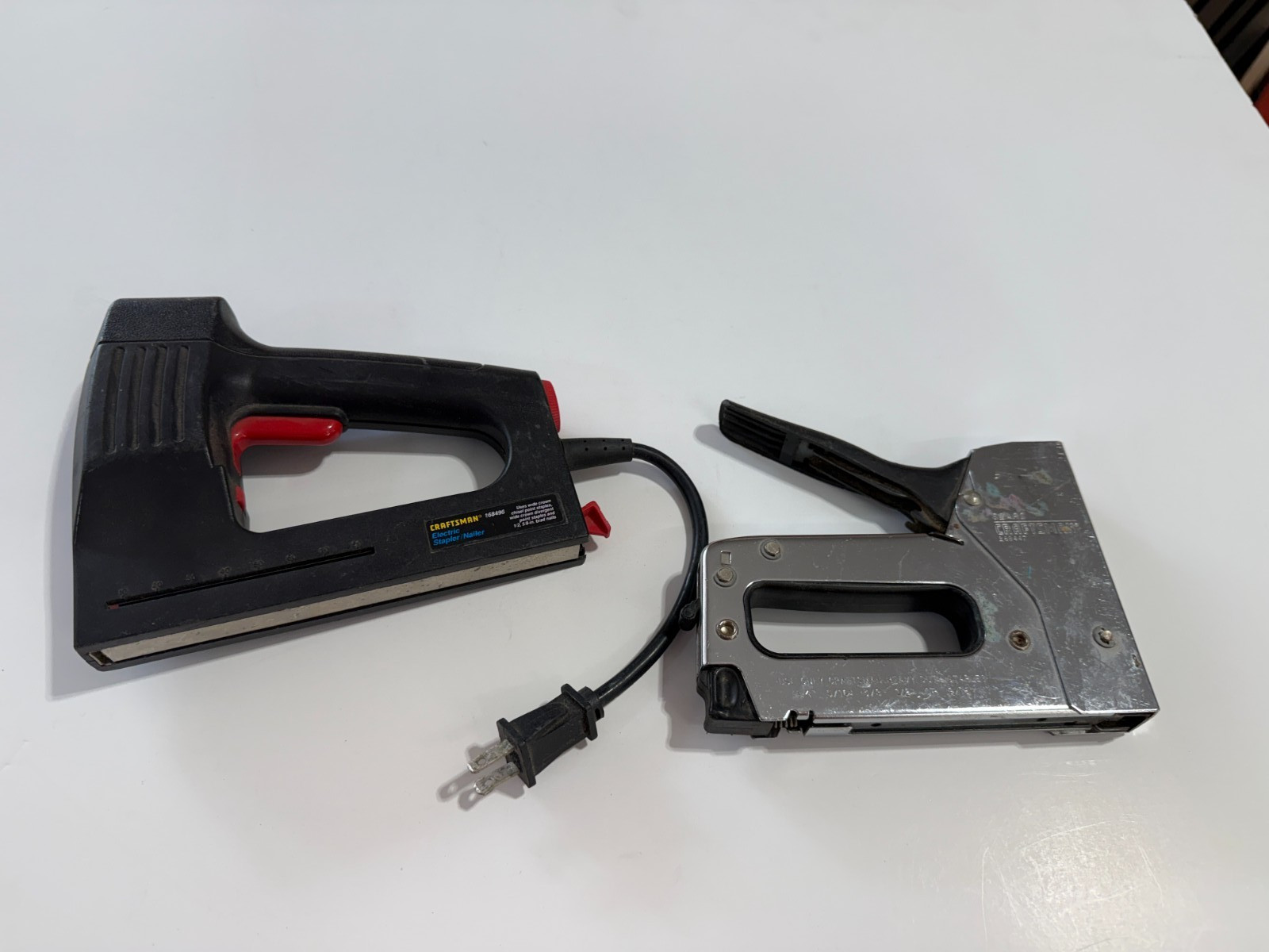 Craftsman ELECTRIC STAPLER BRAD NAILER 68496 and bonus manual stapler