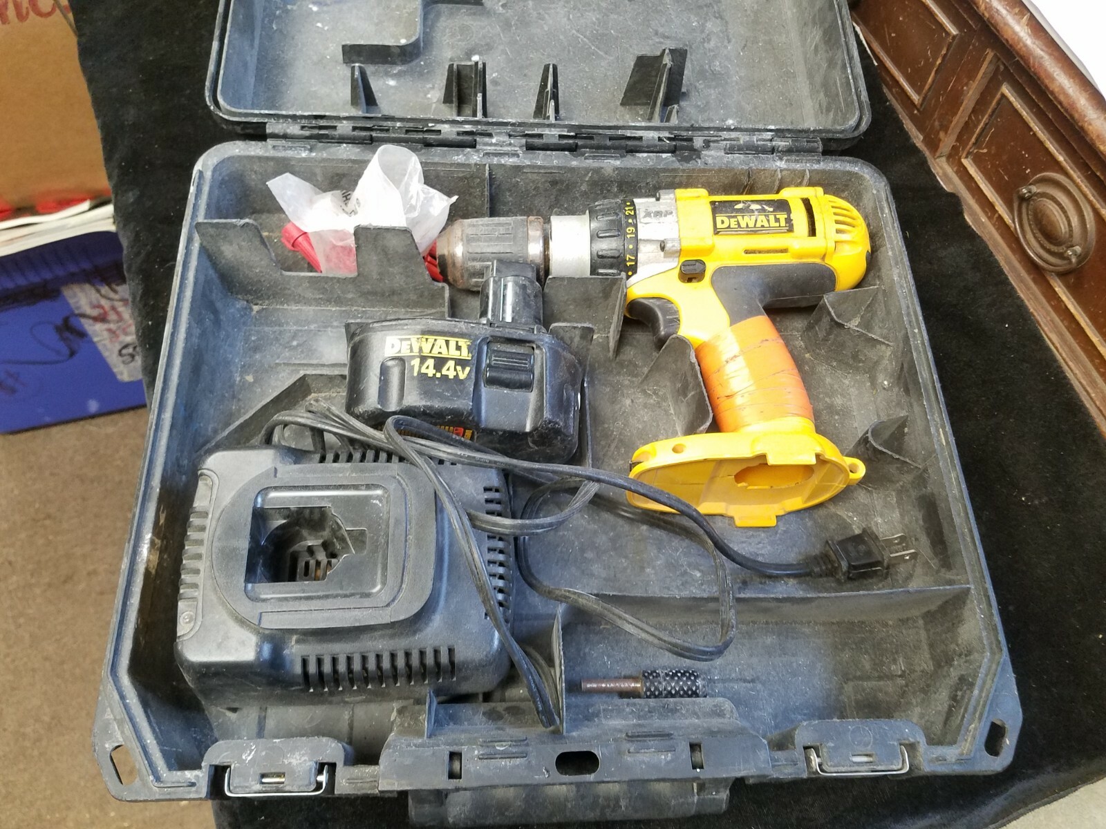 DeWalt Cordless Drill DW983 XRP 14.4v With Battery Charger & Case