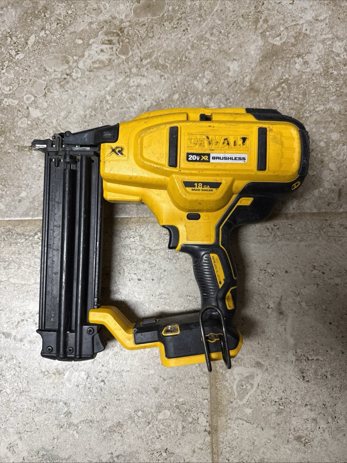 DEWALT DCN680 20V Li-Ion 18-GA Cordless Brad Nailer