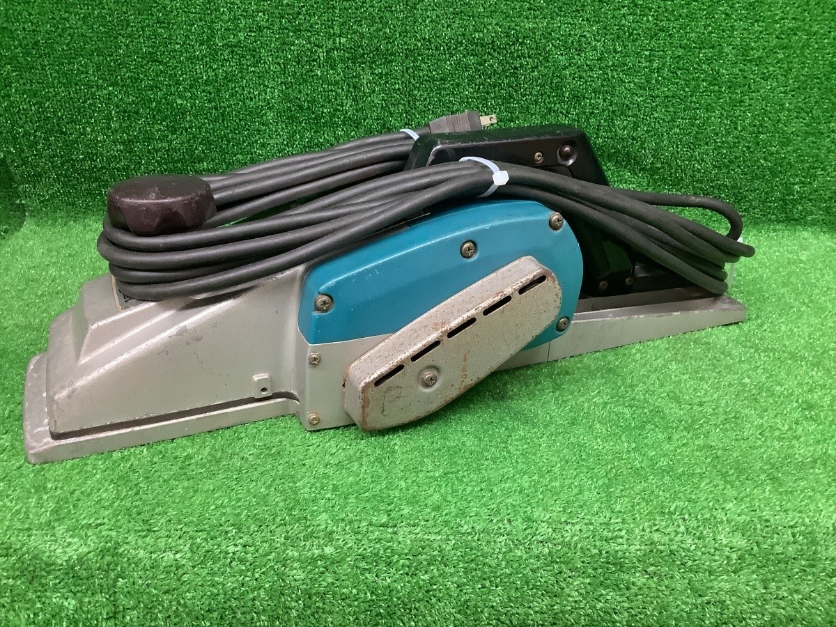 Makita 1805B 6 1/8 Planer 155mm 50-60Hz 1140W 12A 100V 15000RPM Excellent+++