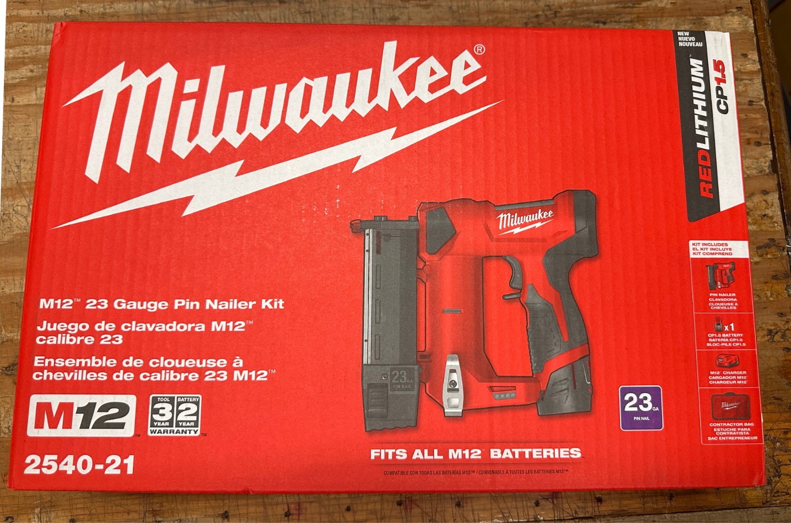 Milwaukee 2540-21 M12 12V 23 Gauge Pin Nailer Kit