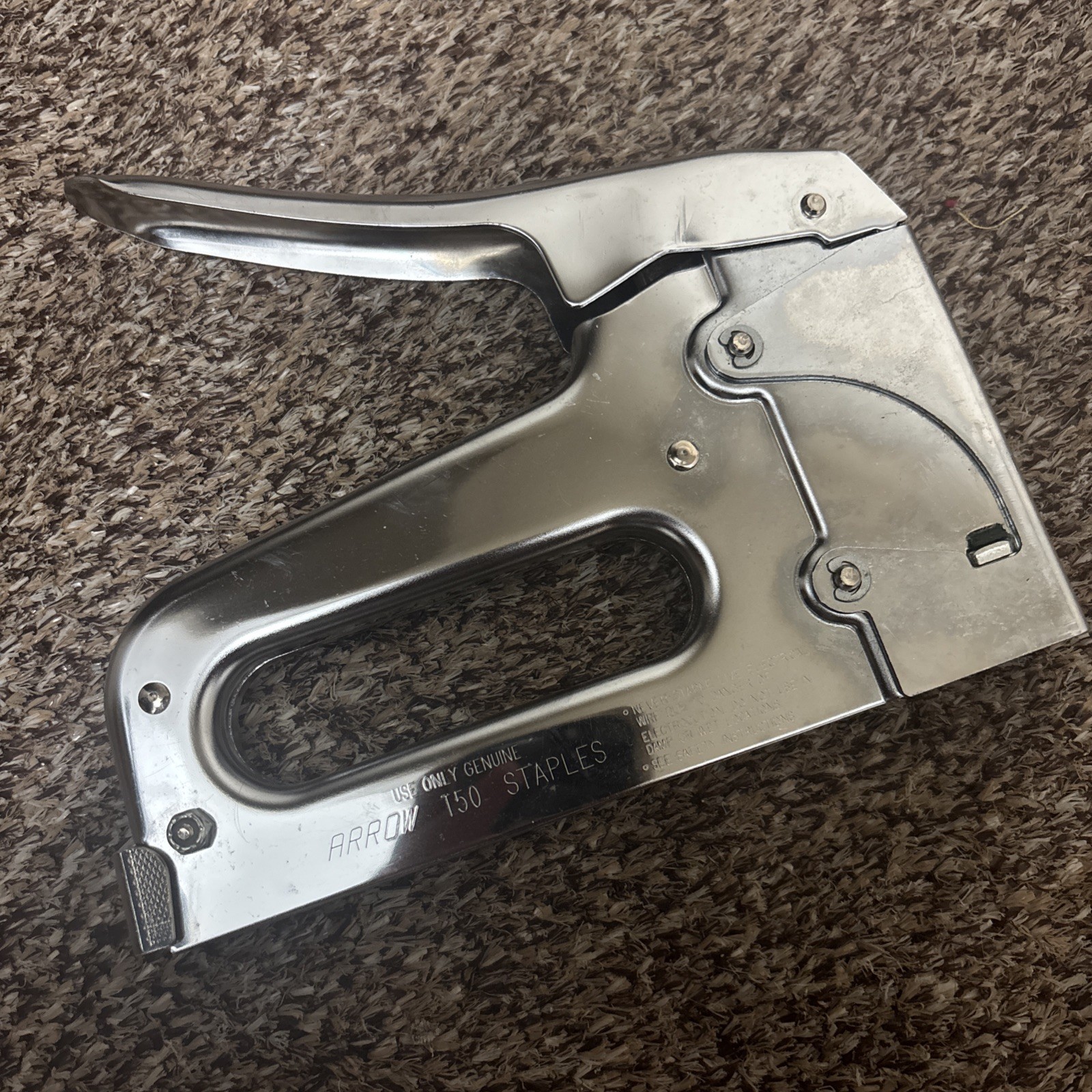 Arrow T50 Heavy Duty Staple Gun Kit With 3750PC T50 1/4&Prime; 3/8&Prime; 1/2&Prime; Steel Staple