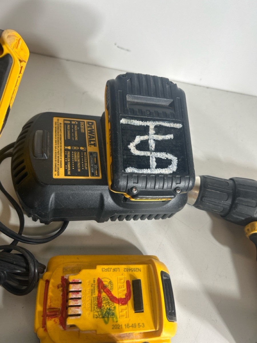 DEWALT DCD777/DCF787/DCW210/DCS380/DCS393/DCS356 (P17023183)