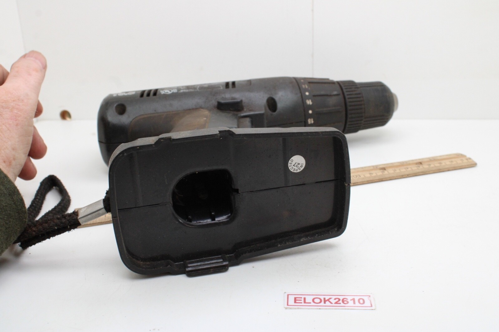 Craftsman 3/8in VSR 0-350/0-1300 RPM 16.8V DC 373.111400 Drill/Driver ONLY