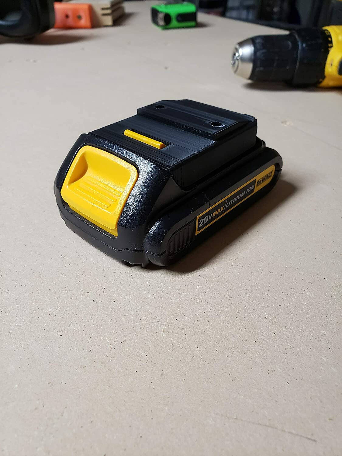 Dewalt 20V Max Battery Wall Mount (2 Pack)