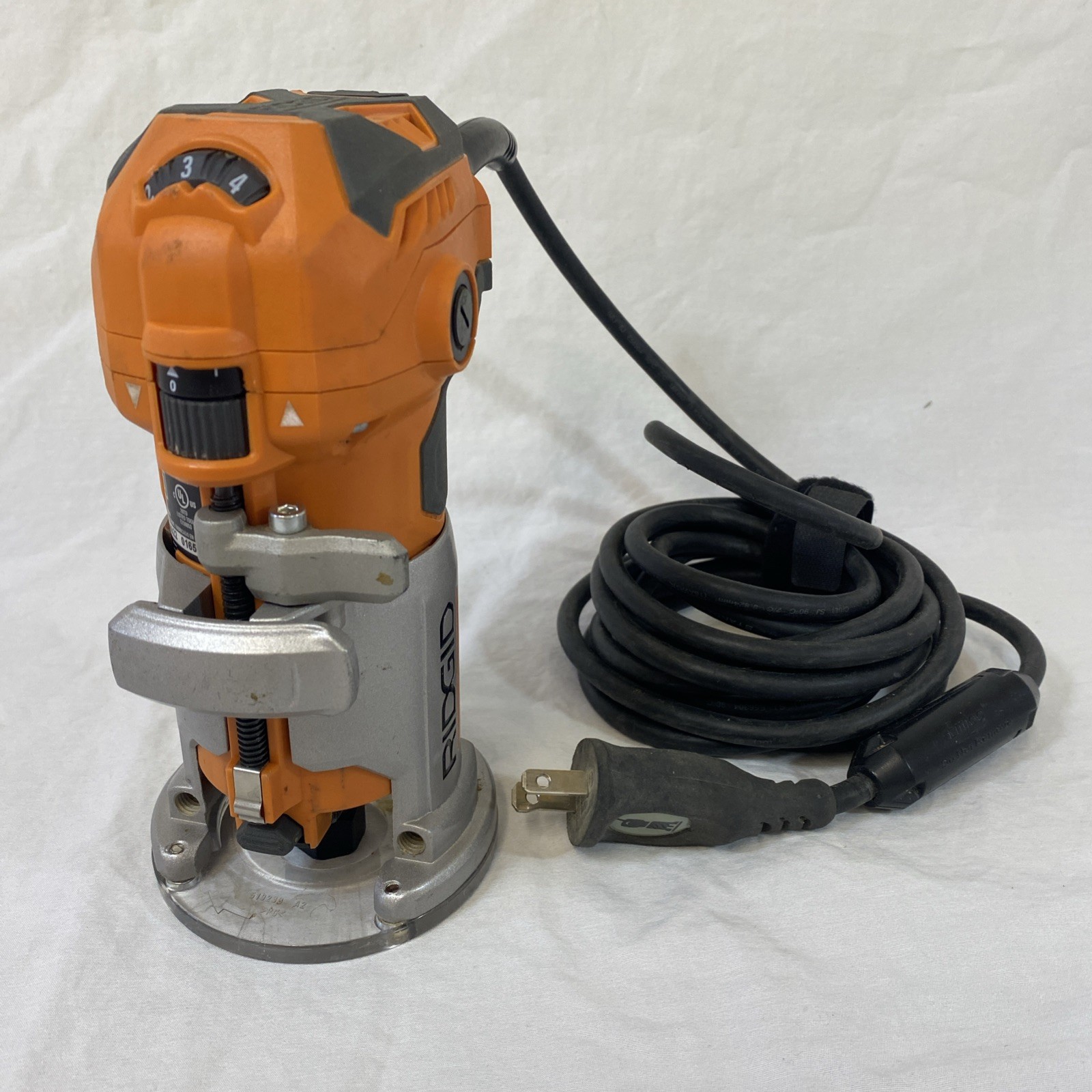 RIDGID R2401 1.5HP 5.5A Corded Compact Variable Speed Lighted Trim Router Orange