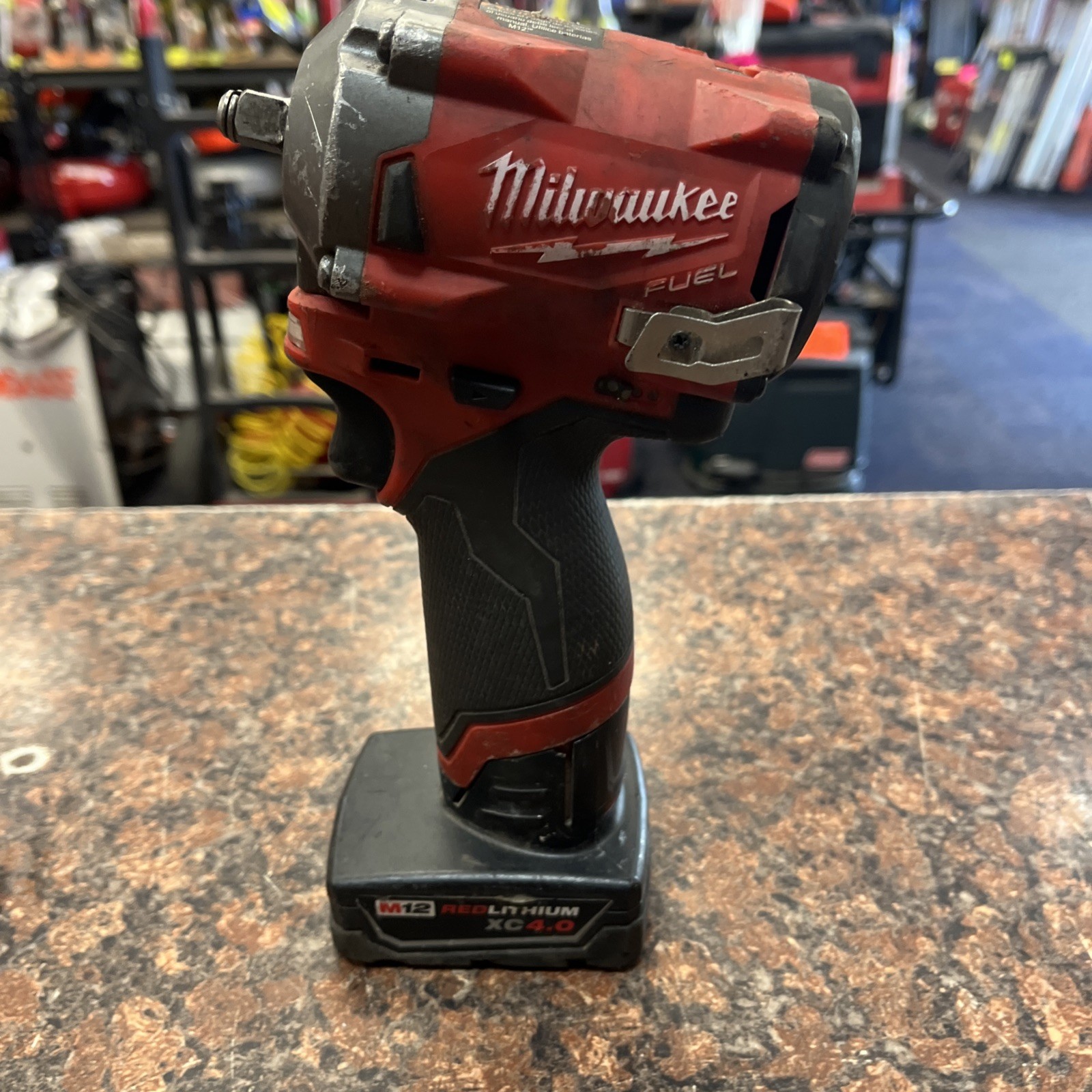 Milwaukee M12 FUEL Stubby 3/8&Prime; Impact Wrench (2554-20) P22