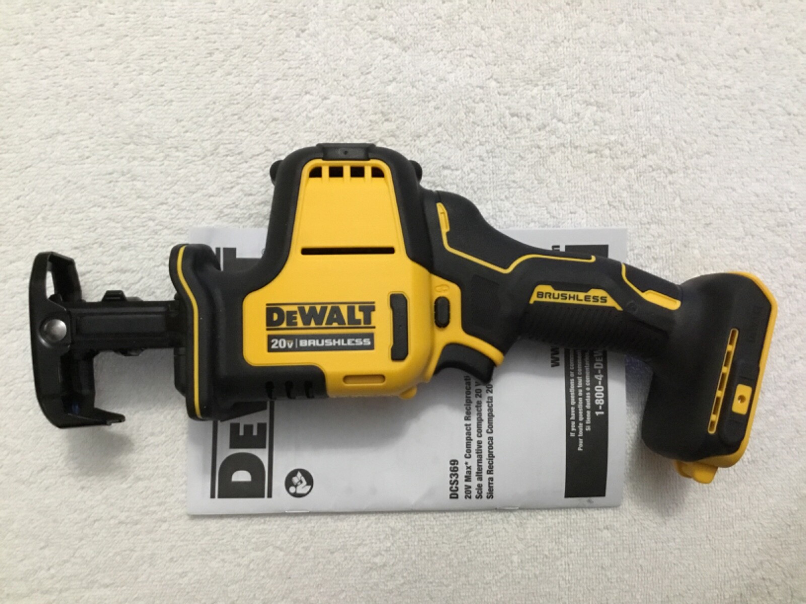 New Dewalt DCS369B Atomic Compact Series 20V Max Brushless Reciprocating Saw