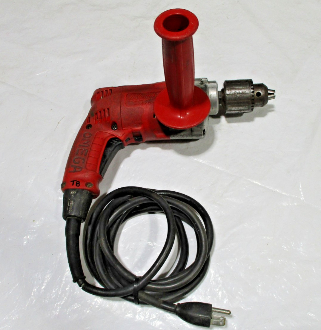 Milwaukee 1/2” Magnum Holeshooter Corded Power Drill 0234-6 5.5 Amp, Works (T9)