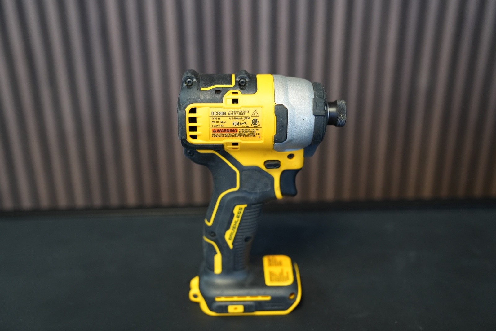 Dewalt DCF809 ATOMIC 20V MAX Cordless Brushless Compact 1/4 in. Impact Driver