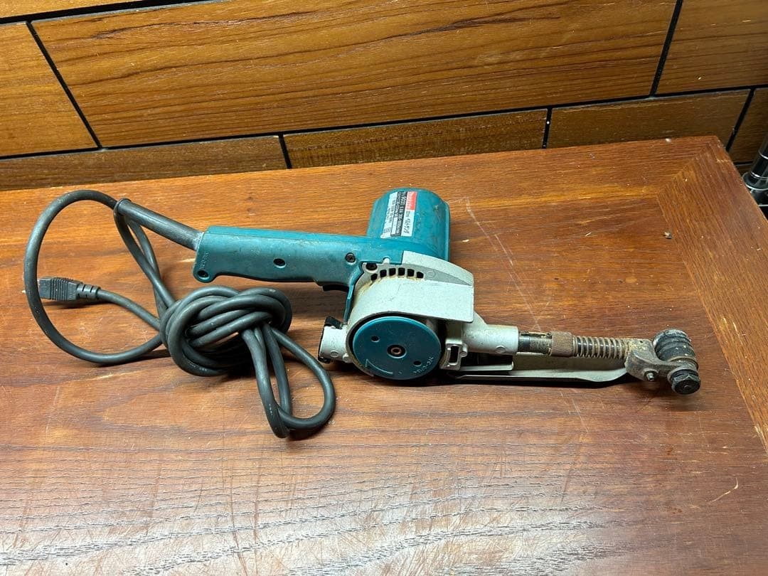 Makita 9031 Belt Sander AC100V 30x533mm Variable Speed Electric Tool from Japan