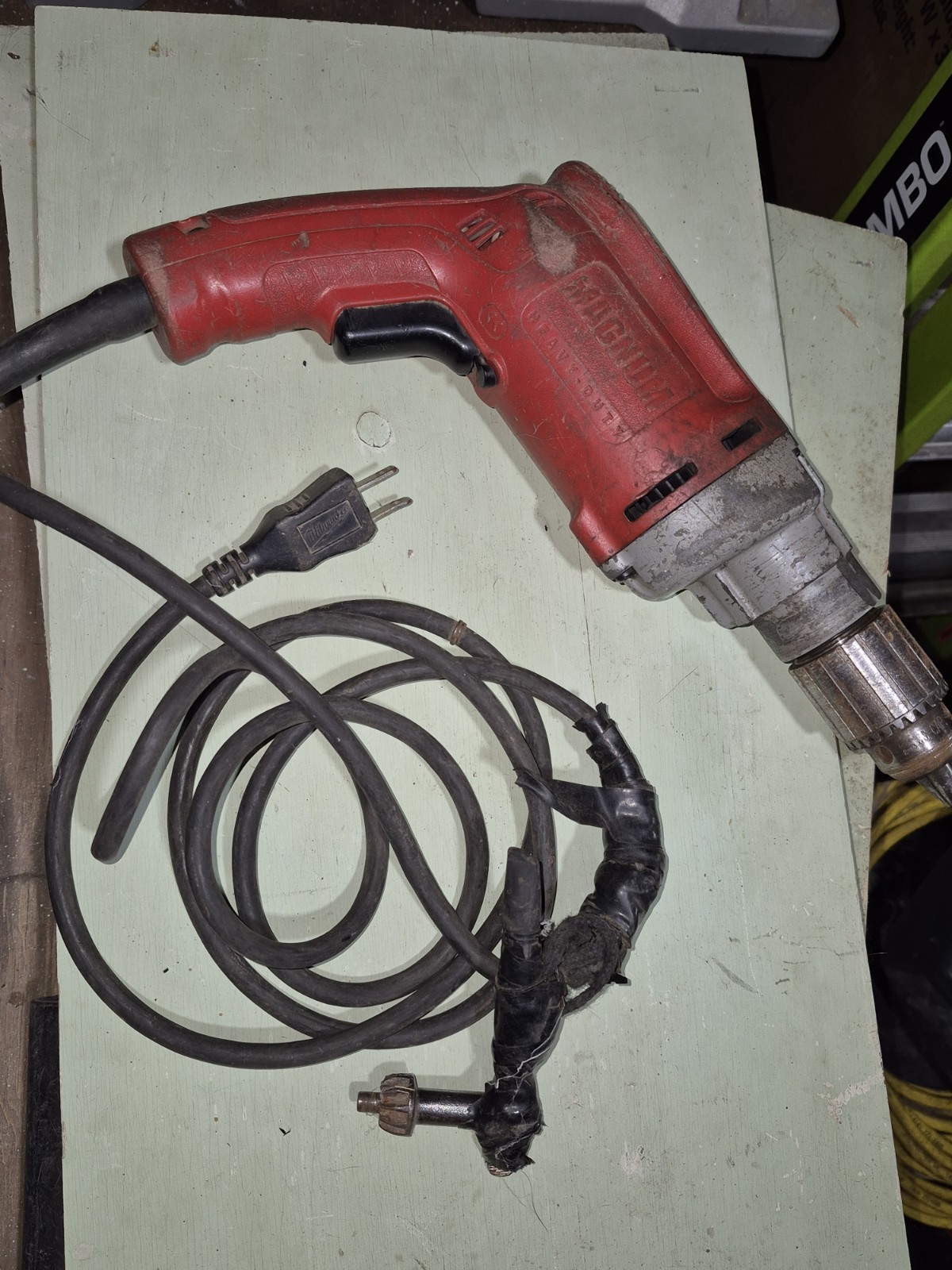 Milwaukee Corded Drill 0299-20 1/2&Prime; 0-850 RPM Magnum Drill with Keyed Chuck