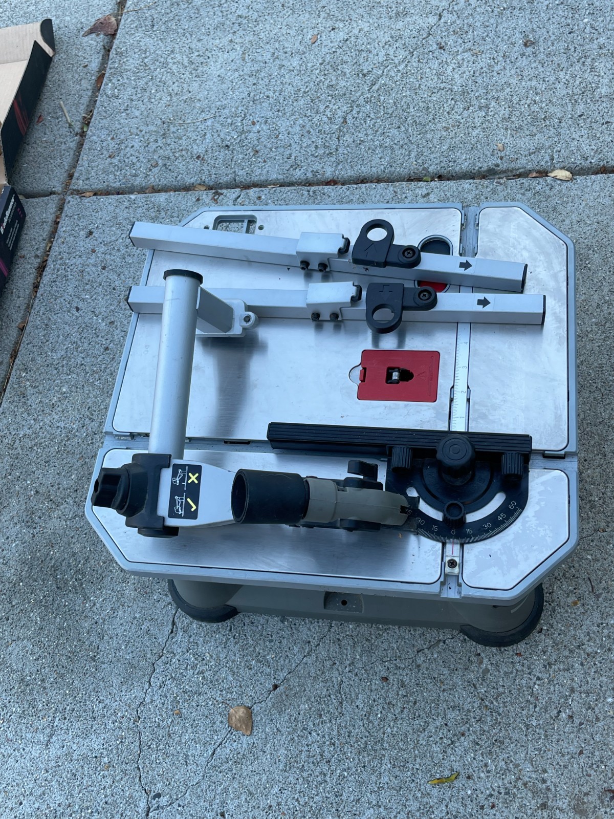 ROCKWELL BLADERUNNER TABLE SAW – PORTABLE, EXTRAS INCLUDED, USER MANUAL new