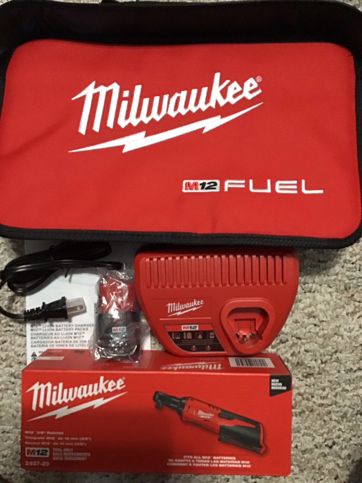 Milwaukee M12 3/8&Prime; Ratchet 2457-20 Kit 2.0 Ah Battery + Charger + Bag NEW