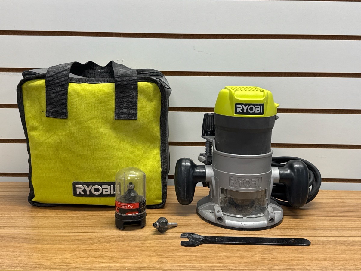 RYOBI R163G 8.5 Amp 1-1/2 Peak HP Fixed Base Corded Router (TDW040384)