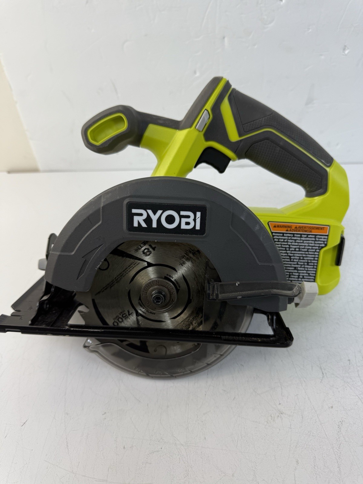 RYOBI ONE+ 18V 5-1/2 in. Circular Saw Tool Only PCL500B