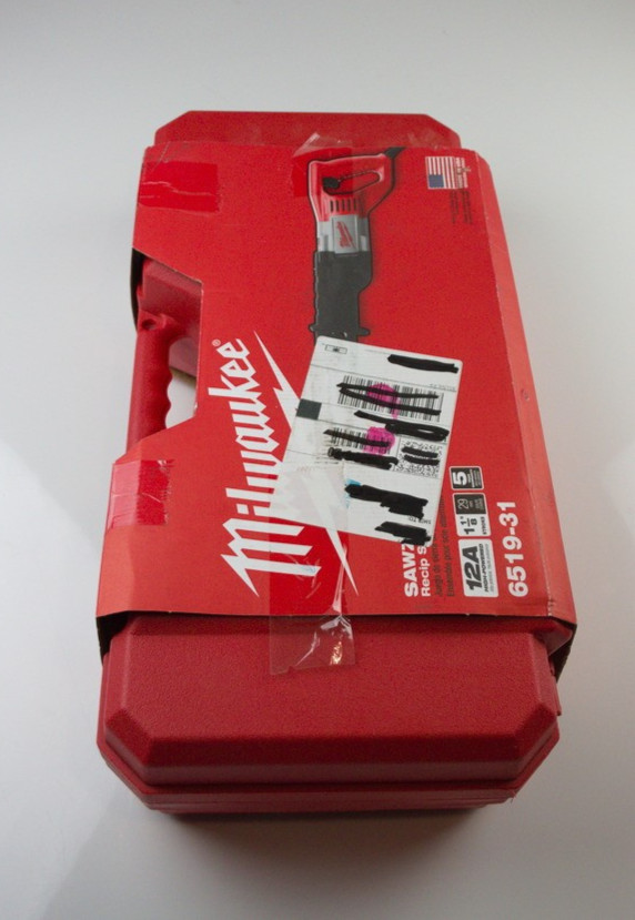NEW GENUINE Milwaukee Sawzall 6519-31 Reciprocating Saw Kit 6915-30