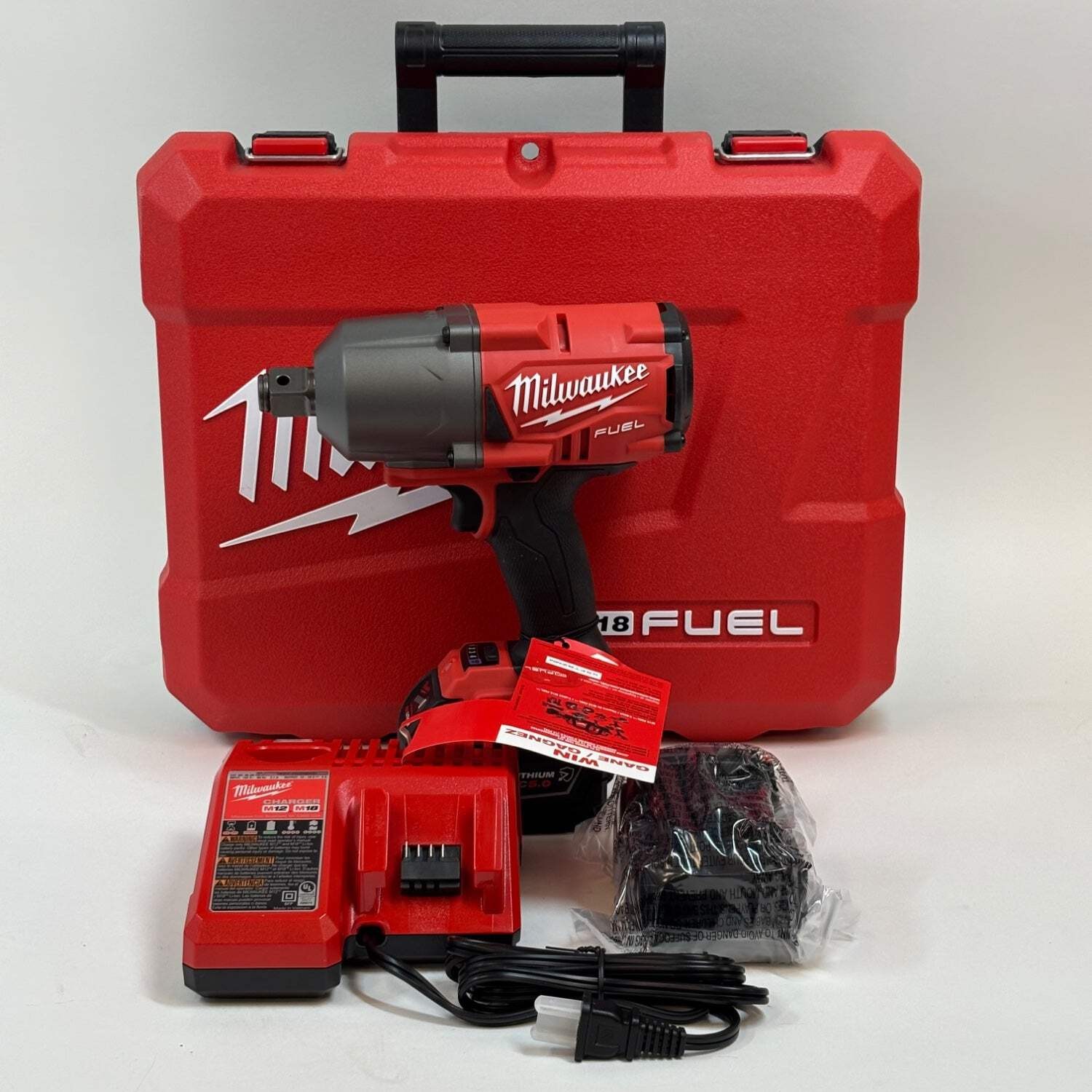 Milwaukee 2864-22r M18 FUEL™ 3/4&Prime; Impact Wrench with Friction Ring Kit – Red