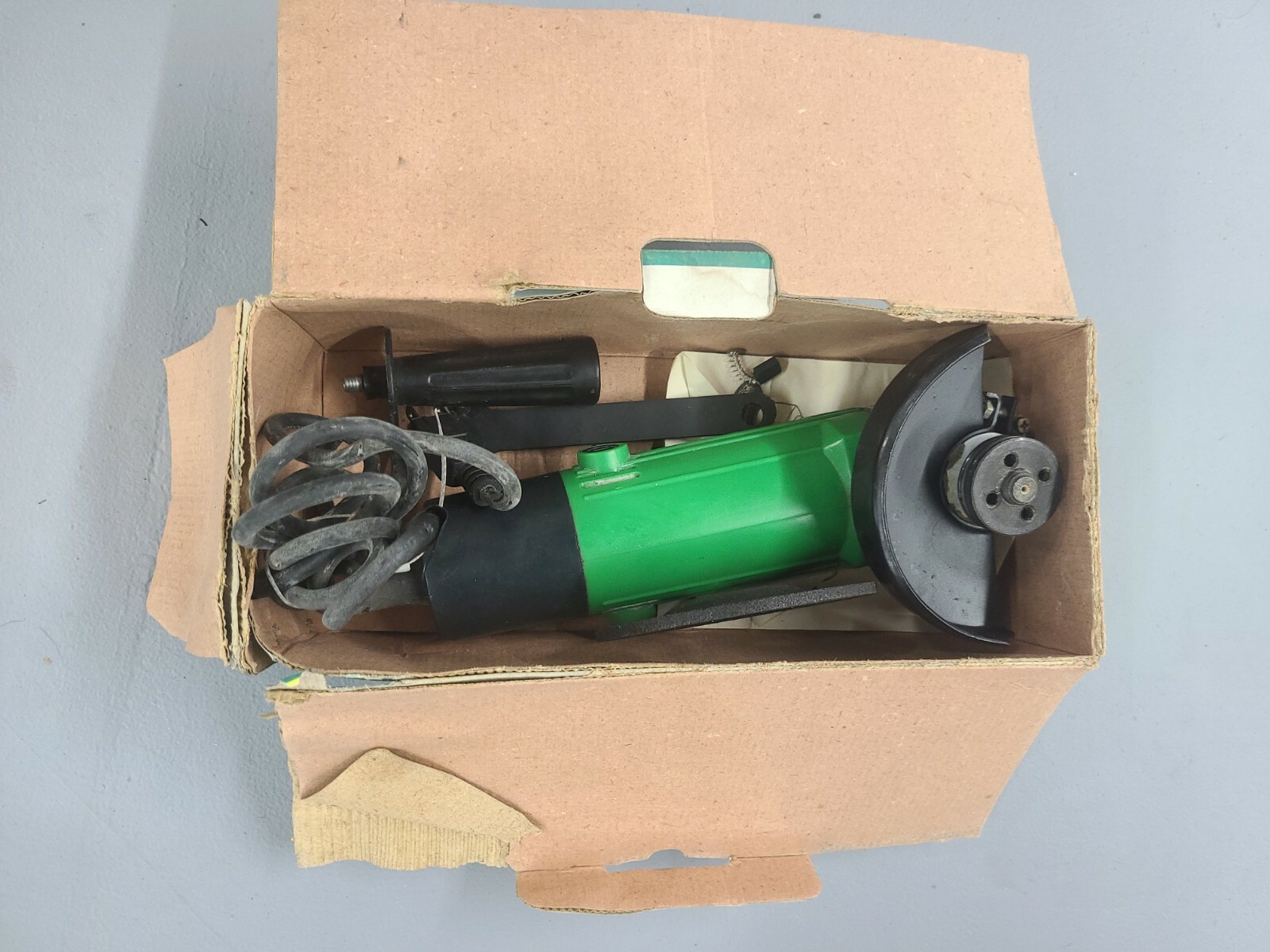 Angle Grinder 4-1/2&Prime; 10,000 RPM 110V 500 WATTS S1M-115A METAL WORKING WELDING