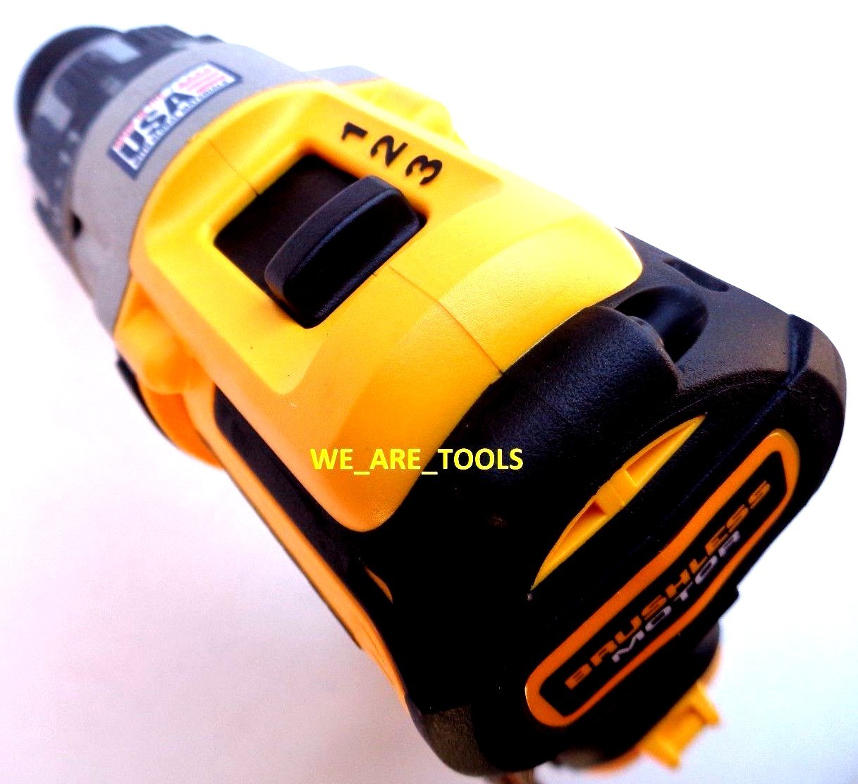 DeWalt DCD996 1/2 Hammer Drill, 2) DCB203 Batteries, Charger 20V Max XR 20 Volt