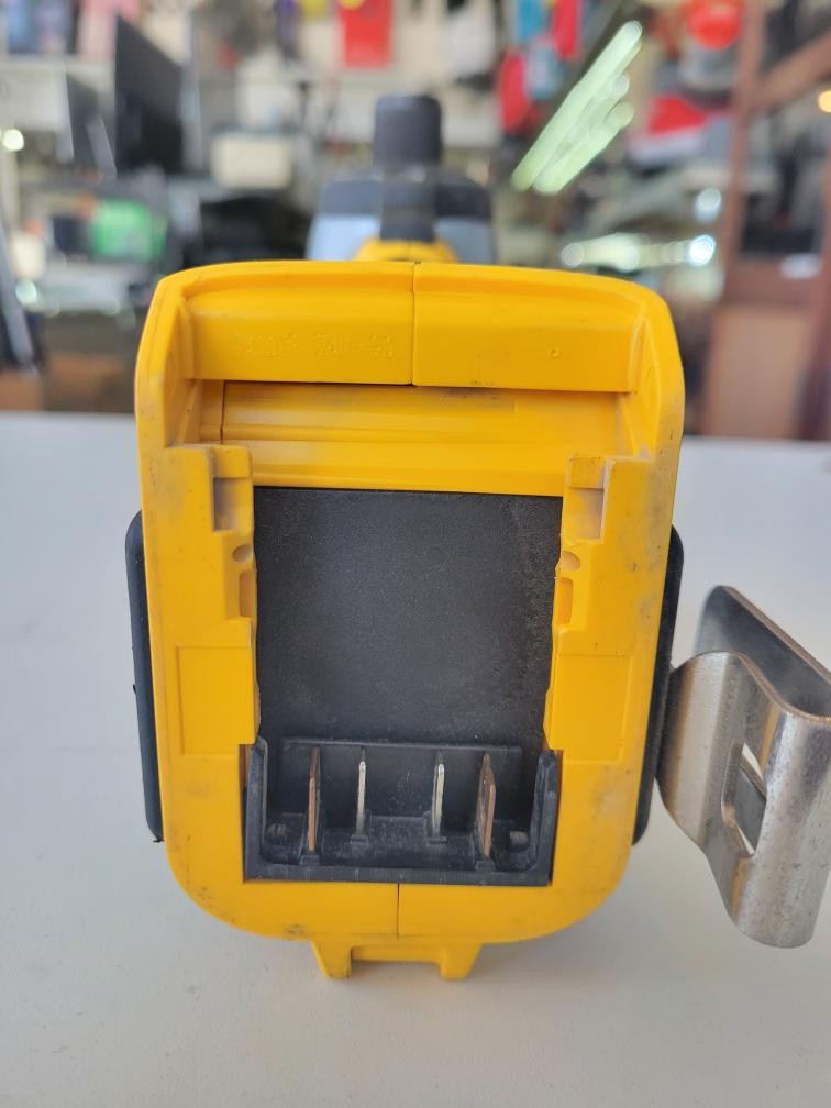 DEWALT DCF885 (SBL010551)
