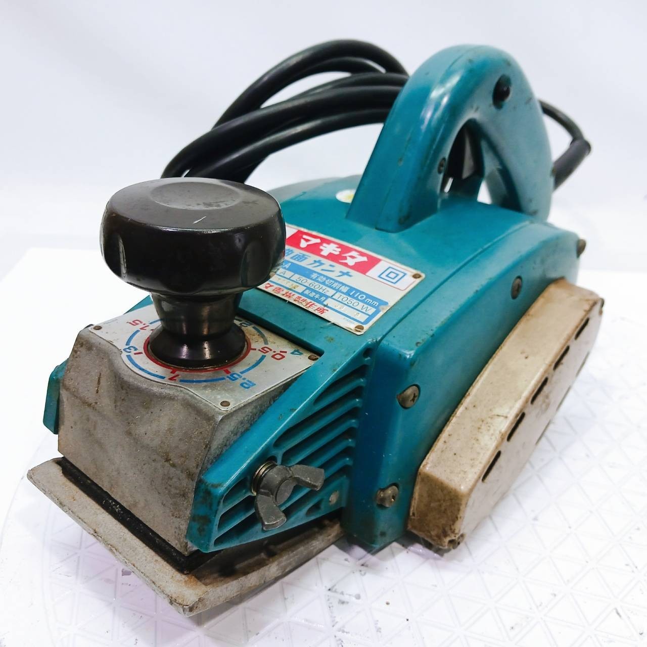 Makita Curved Planer 1002B-A 110mm (4.33&Prime;) KANNA 100V 1050W Tested working JAPAN