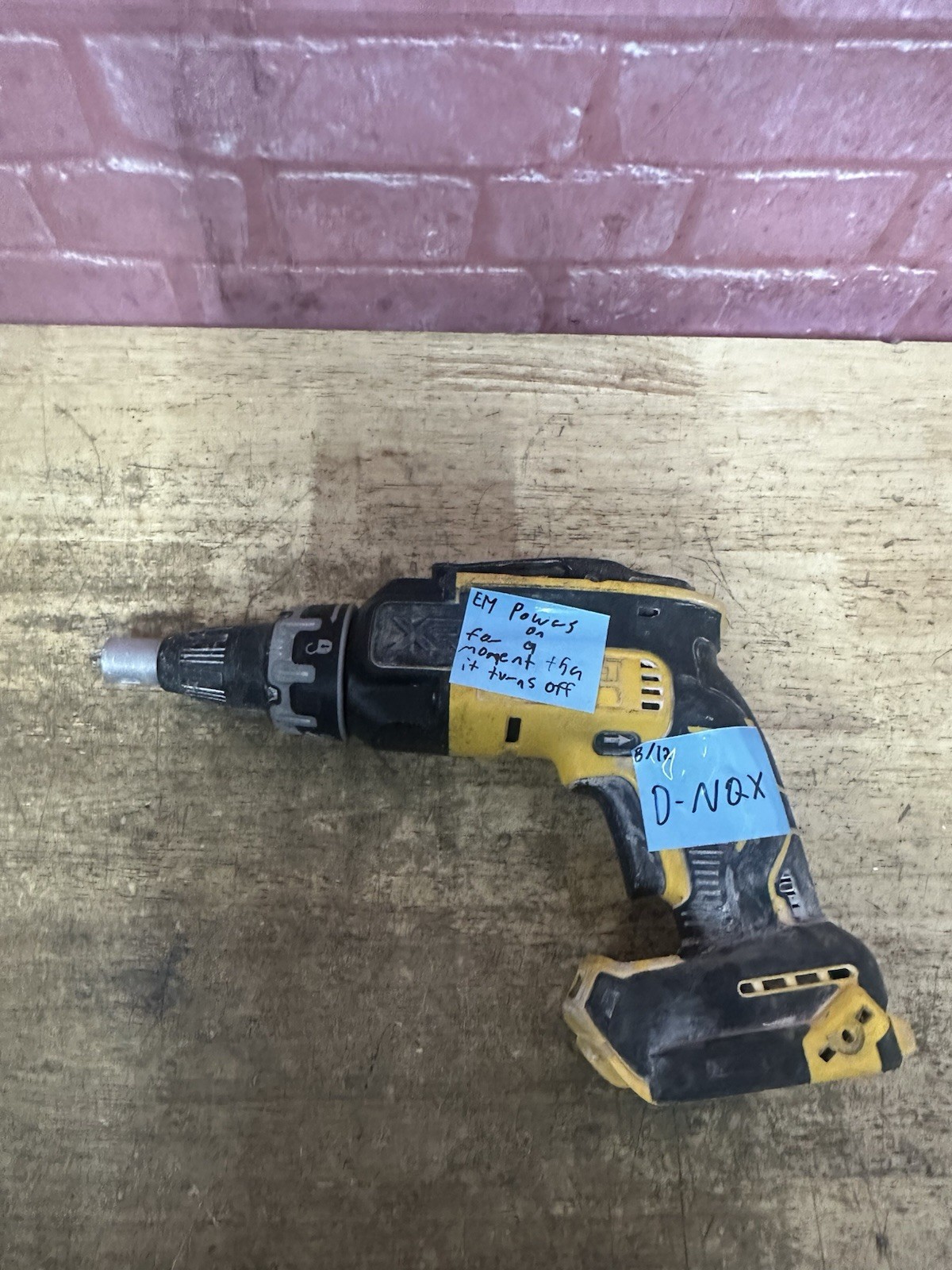 DEWALT DCF630B 20V XR Drywall Screwgun (Tool Only) For Parts Or Repair D-NQX