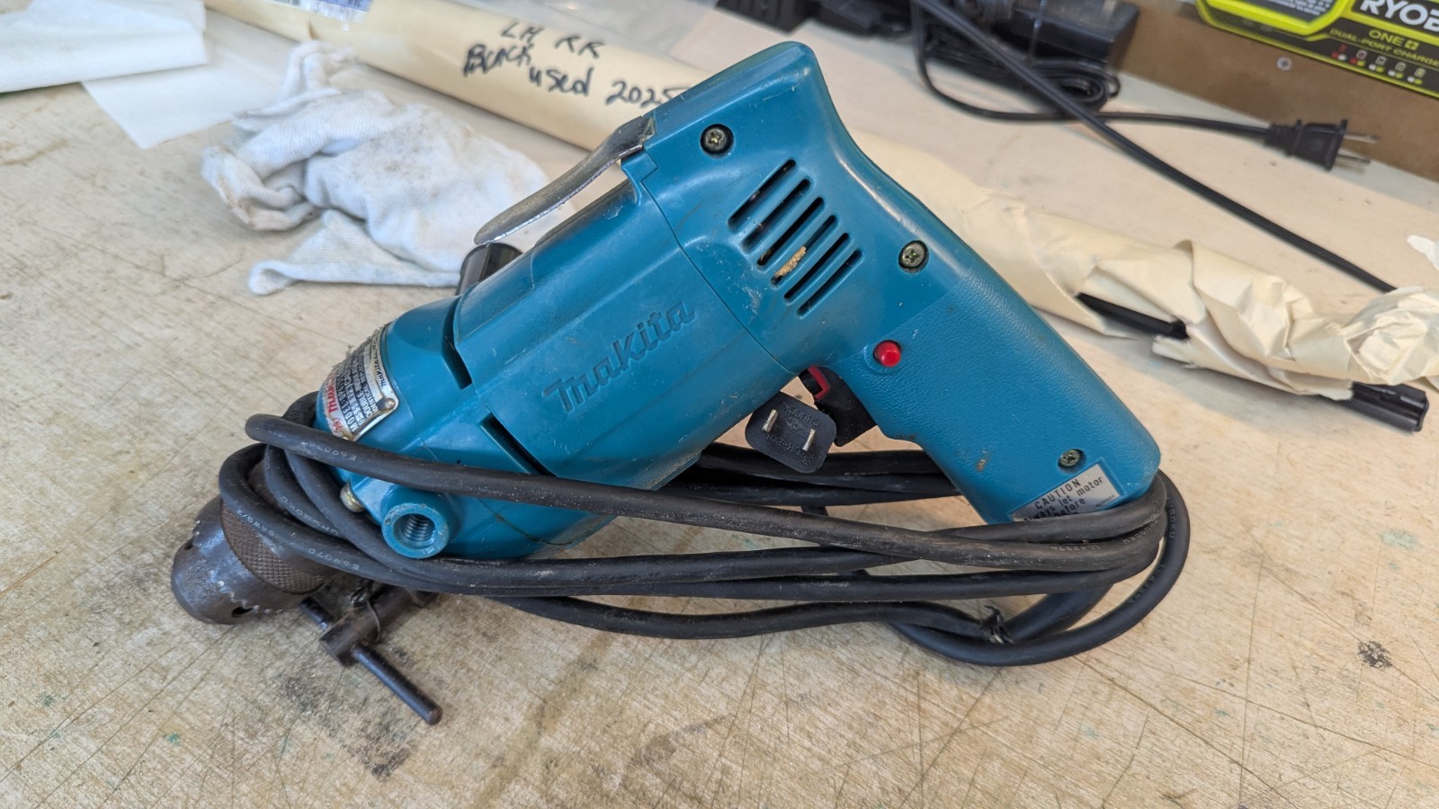 Makita DP4700 13MM 1/2&Prime; Electric Drill 115V 4.8 Amp W/Chuck Key Tested