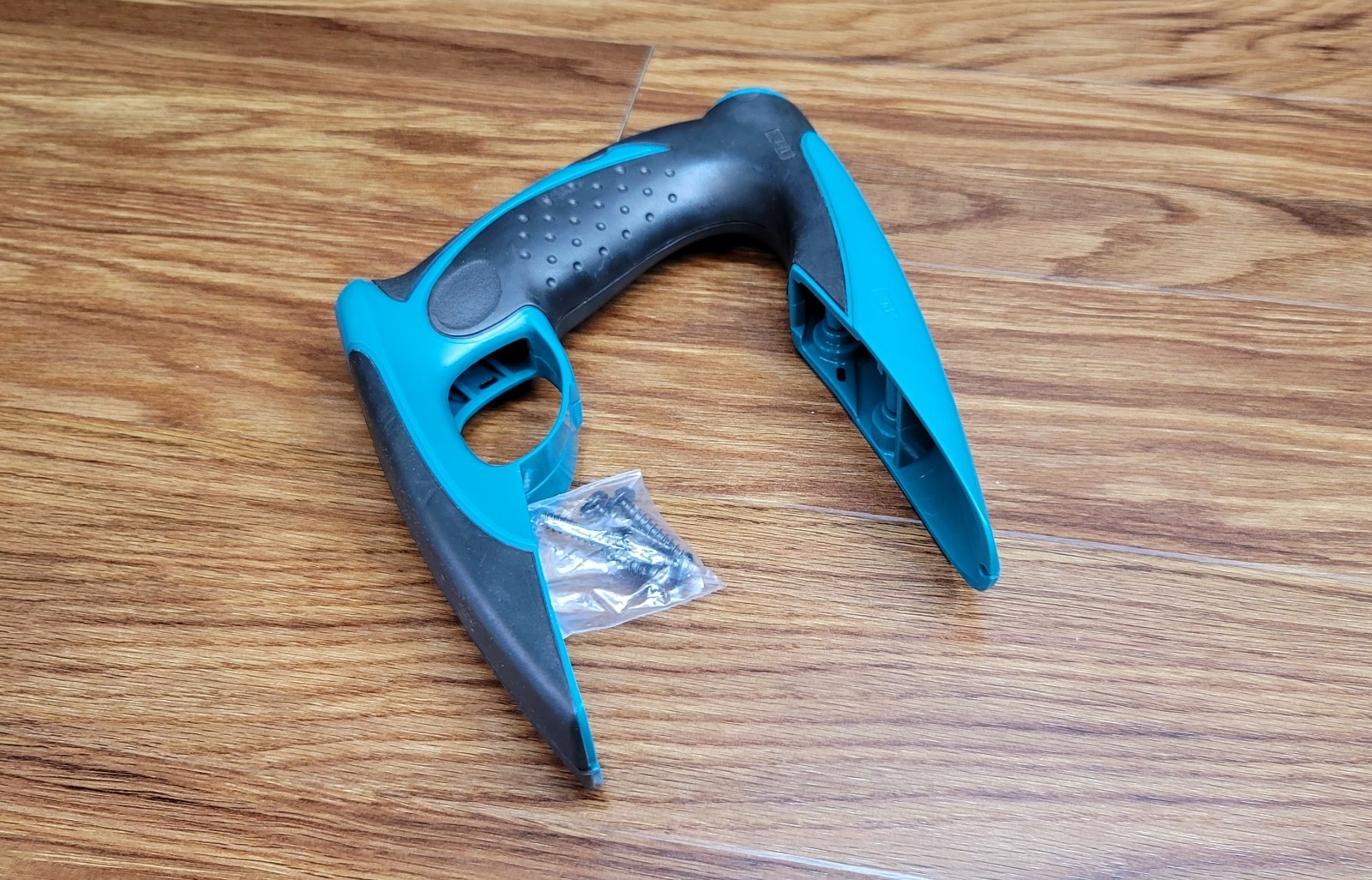 Makita HANDLE SET FOR 5377MG 7-1/4&Prime; Magnesium Hypoid Saw MK-188185-3