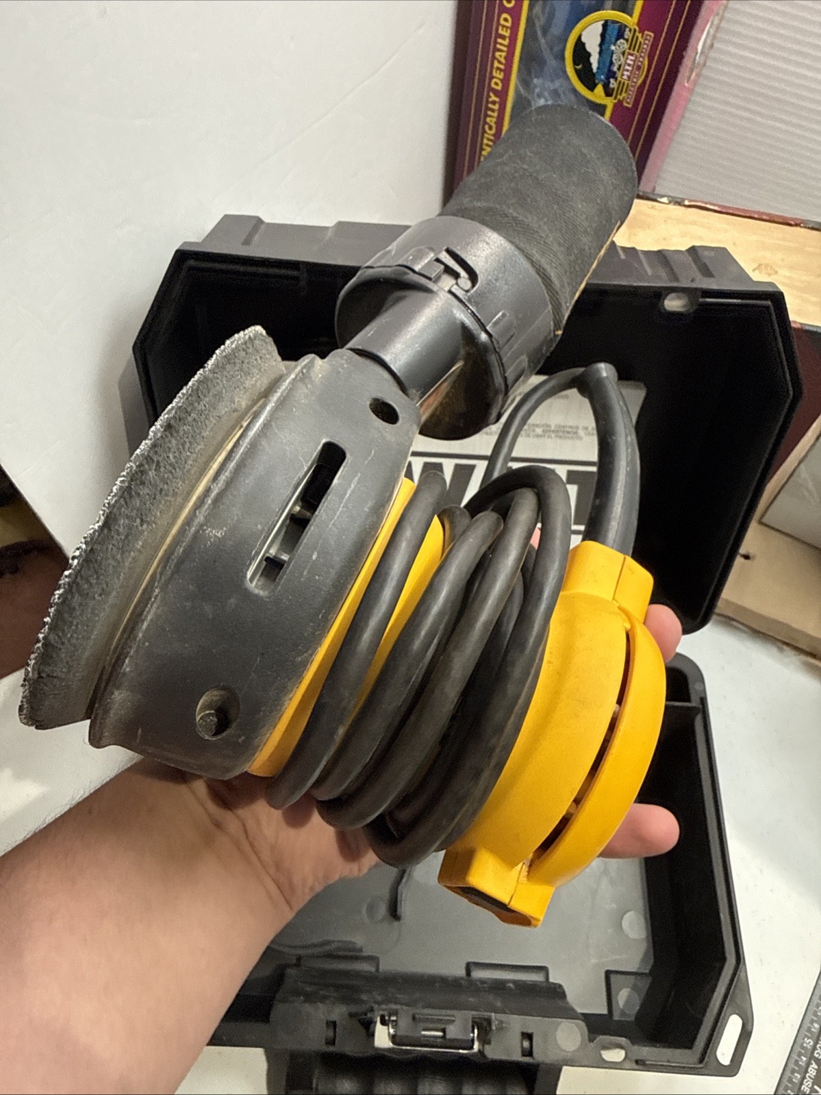 DEWALT DW421 Corded Random Orbital Palm Sander With Hard Case