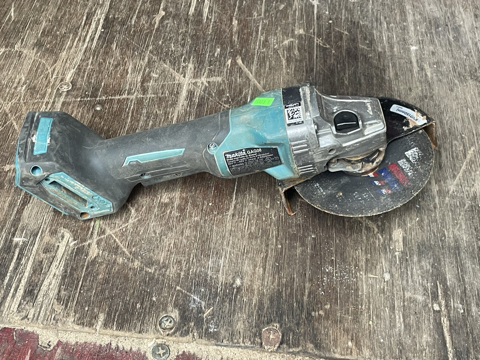 Makita GAG08 40V Max Xgt Angle Grinder 6in With Electric Brake, Tool Only